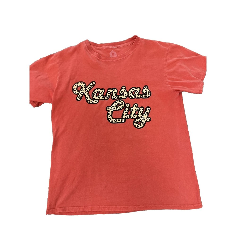 Kansas City Leopard Front On Red Vintage Style Red T-Shirt Woman Small